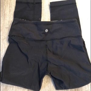 Lululemon cropped leggings